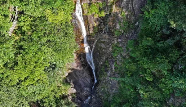 以山为魂 以水为媒 龙虎山夏季避暑好去处
